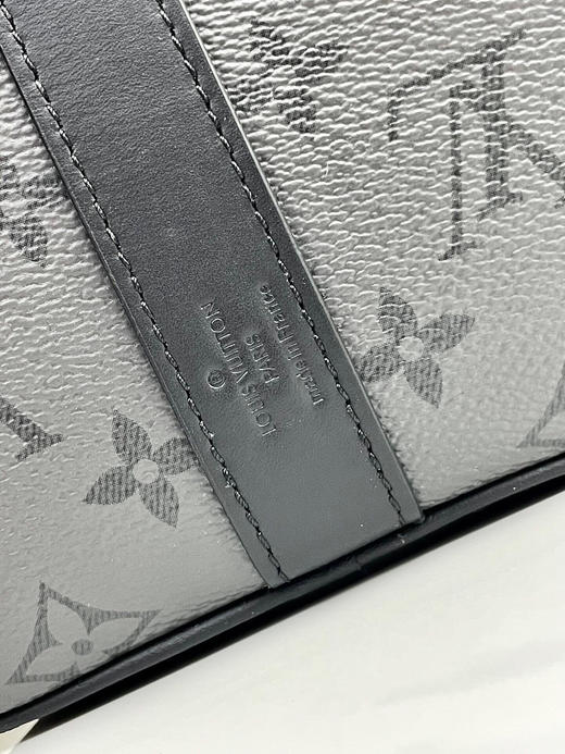 秋冬特惠💰850 原单LV M46655 尺寸：34×21×6cm KEEPALL 黑花旅行袋 商品图8