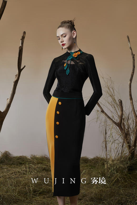 3203042 落日榕金 进口亮丝柏菲呢半裙 雾境 商品图4