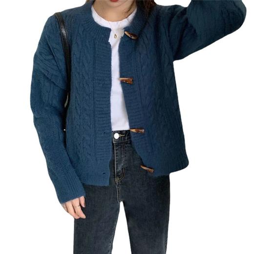 【设计精致，日系风情！】日系牛角扣短款麻花毛衣女秋冬新款针织开衫外套圆领纯色针织衫女lm 商品图4