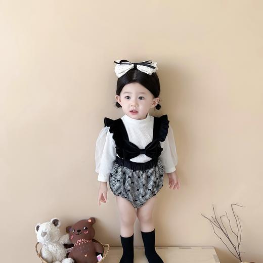 【柔软的面料，亲肤般的触感！】婴儿衣服秋款千鸟格蝴蝶结背带包屁哈衣套装婴儿泡泡袖打底两件套 商品图4