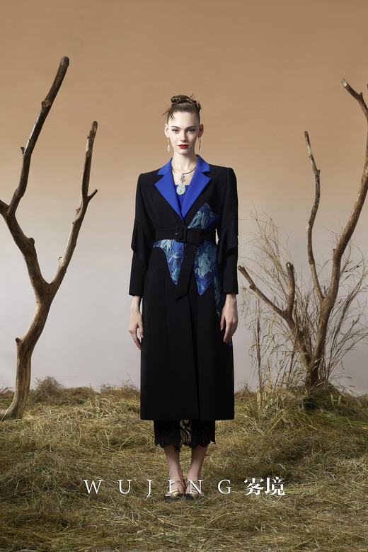 3203054 珠光蓝樱 水晶双重斜纹混织料，油画提花外套 雾境 商品图1