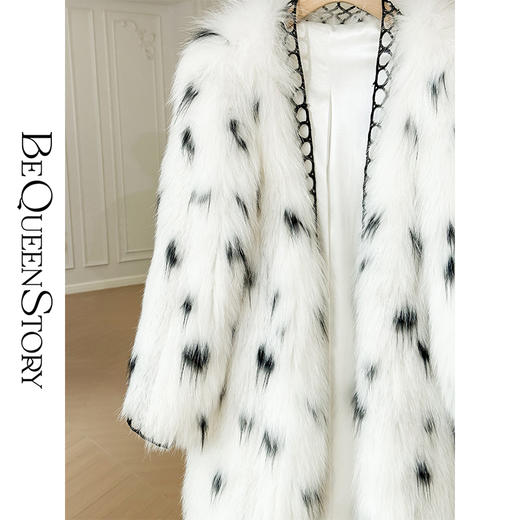 BeQueenStory【芬兰雪夜】芬兰进口狐狸毛珠片网纱镂空编织豹点外套 商品图3