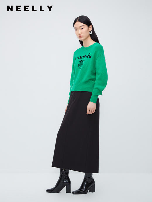 NEELLY纳俪商场同款高腰毛衣女冬季时尚洋气字母刺绣多巴胺短上衣N23102A01044 商品图3