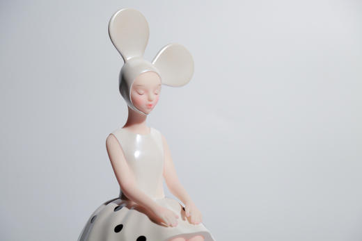 白黑波点然女孩-坐姿 商品图6