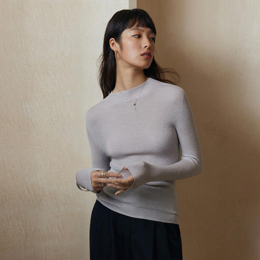 IN AND ON可机洗绵羊毛无缝一体打底衫女2023秋季半高领羊毛衫三种领型 商品图4