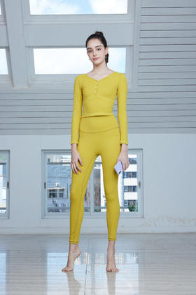 2023秋冬运动运动舒忆瑜伽上衣