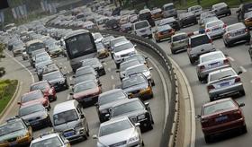 中秋国庆开车高速堵车怎么办？