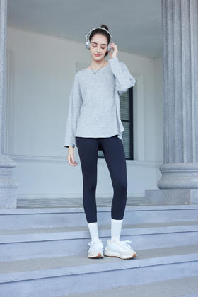 2023秋冬运动S芊文卫衣