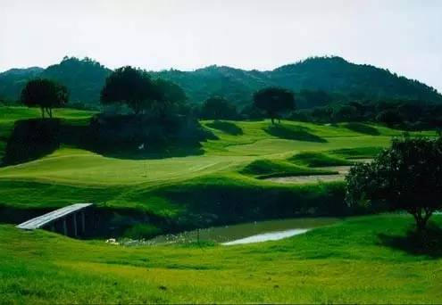 福建泉州聚远高尔夫住打套餐 商品图0