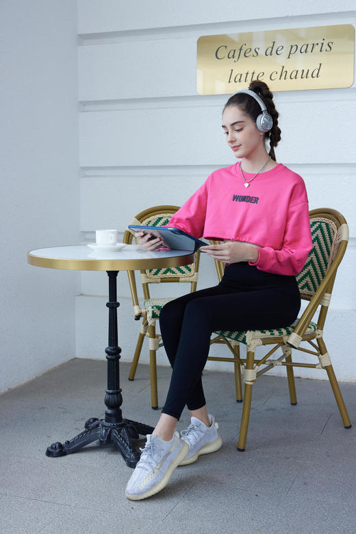 2023秋冬运动思源瑜伽短款卫衣 商品图1