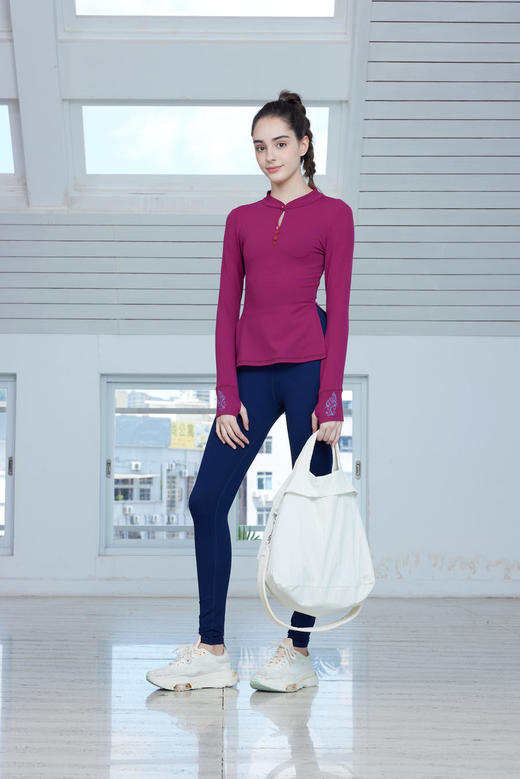 2023秋冬运动运动语茉瑜伽上衣 商品图0