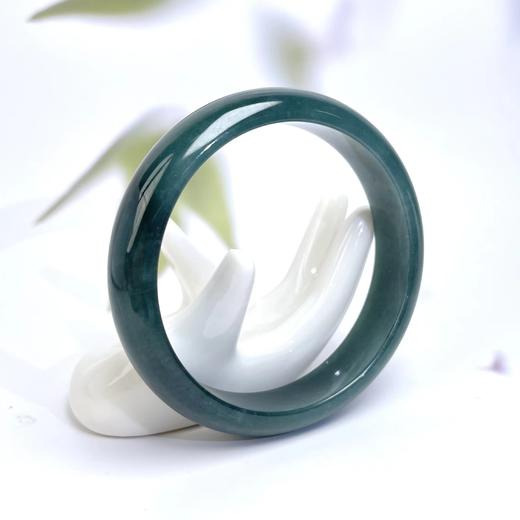 玉美人菲菲~88802翡翠蓝水手镯 商品图0