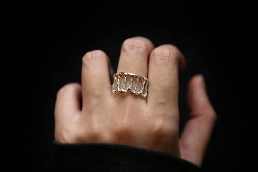 CHEZ BOQUE 冬日童话系列原创手工925银抽象造型戒指《空王冠》 商品图4