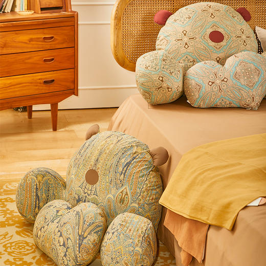 熊抱抱哥特系列床头靠垫软包腰靠沙发飘窗可拆洗 商品图0