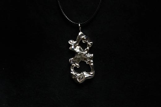 CHEZ BOQUE 印象系列原创手工925银抽象造型吊坠《消失的湖泊》 商品图1