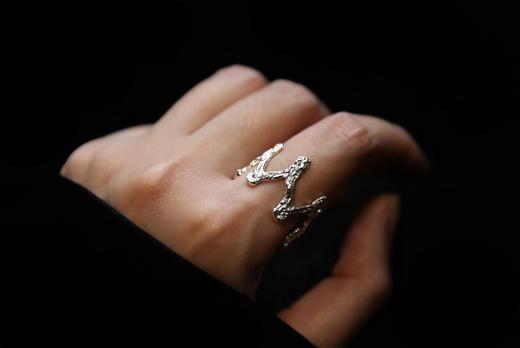 CHEZ BOQUE 冬日童话系列原创手工925银织物肌理戒指《礼服0号》 商品图5