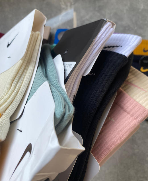 给力！都爱の！恶搞花样叠穿彩虹长筒袜子！小红书爆款 商品图4