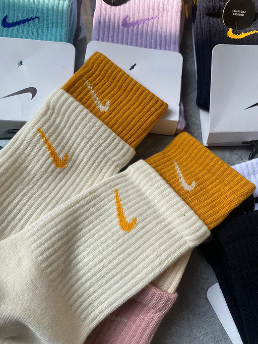 给力！都爱の！恶搞花样叠穿彩虹长筒袜子！小红书爆款 商品图7