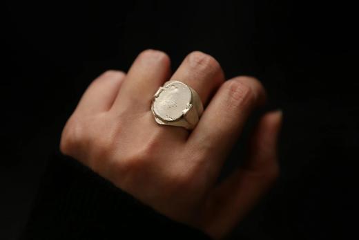 CHEZ BOQUE 冬日童话系列原创手工925银抽象造型戒指《无言诗》 商品图3