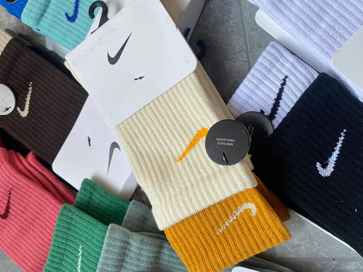 给力！都爱の！恶搞花样叠穿彩虹长筒袜子！小红书爆款 商品图3