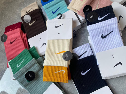 给力！都爱の！恶搞花样叠穿彩虹长筒袜子！小红书爆款 商品图2