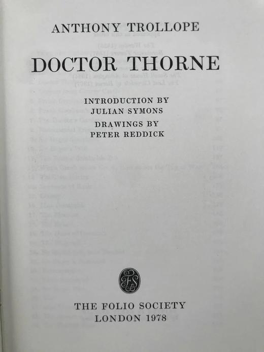 特罗洛普《索恩医生》 数十幅插图 精装18开带书匣 商品图2