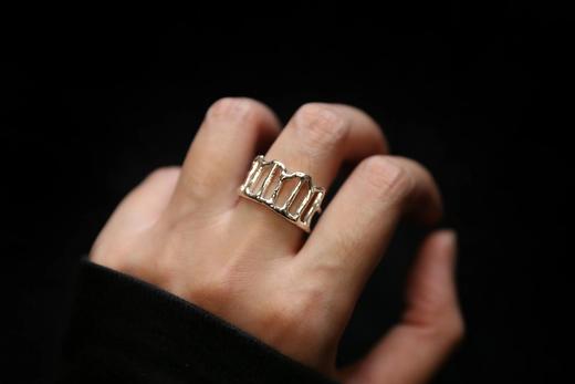 CHEZ BOQUE 冬日童话系列原创手工925银抽象造型戒指《空王冠》 商品图1