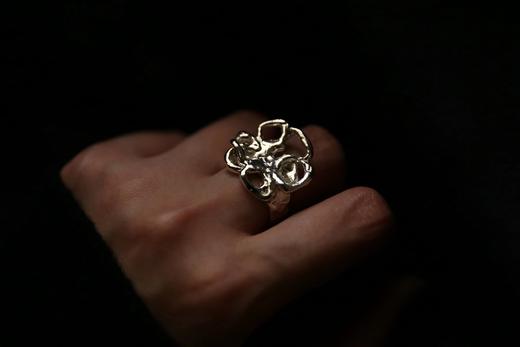 CHEZ BOQUE 冬日童话系列原创手工925银抽象造型戒指《恶之花》 商品图4