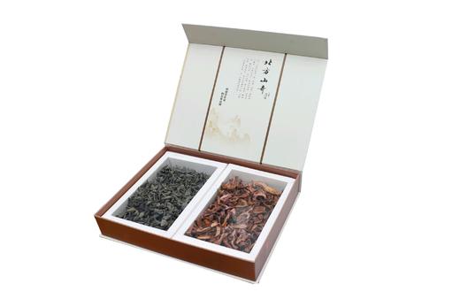【山货礼盒随心拼】 长白山高品质东北山货木耳香菇榛蘑松伞蘑双拼礼盒 商品图2