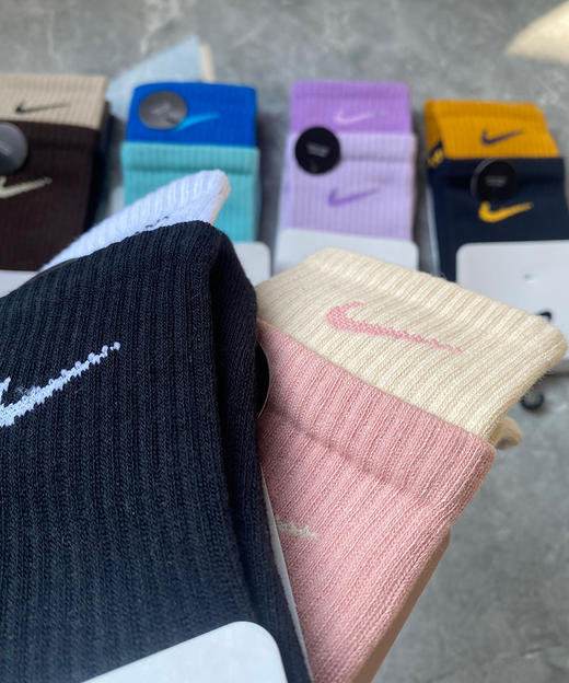 给力！都爱の！恶搞花样叠穿彩虹长筒袜子！小红书爆款 商品图5