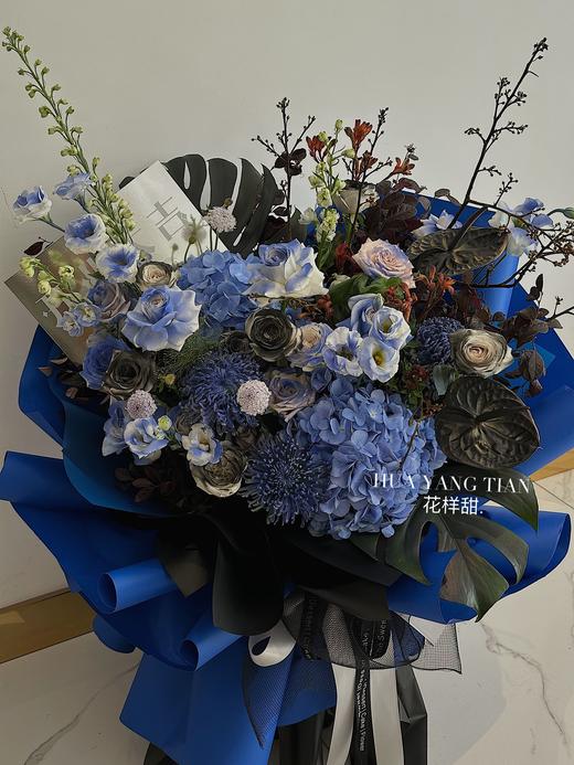 深邃的夜 · 花束 商品图0