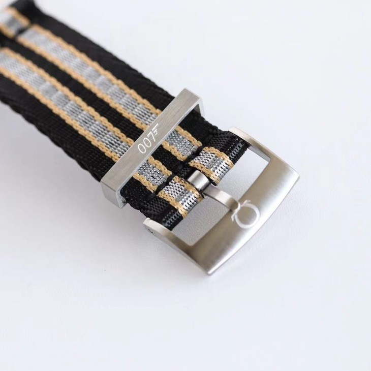 OR厂欧米茄海马300米007钛壳腕表