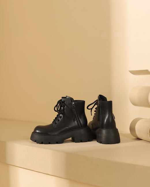 西村名物2023冬季新品厚底增高圆头系带短靴马丁靴X23DS45561 商品图11