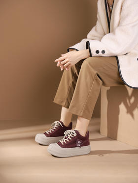 西村名物2023秋季新品圆头平底高帮小白鞋系带短靴马丁靴X23DS46461