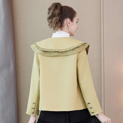 奢姿2024春季新款大码女装娃娃领减龄外套胖妹妹时尚短款外套9933391085 商品图3