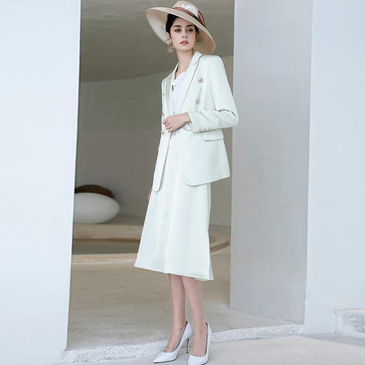 IWY/职业套裙女名媛范正装轻熟风女装港味休闲时尚减龄春秋款小香风套装 CS1557 商品图3