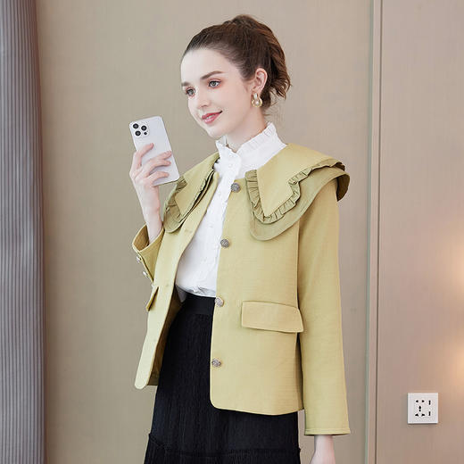 奢姿2024春季新款大码女装娃娃领减龄外套胖妹妹时尚短款外套9933391085 商品图0
