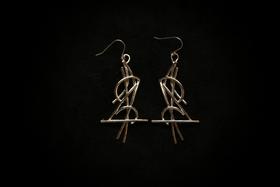 CHEZ BOQUE 冬日童话系列原创手工925银耳环《拥抱与别离》