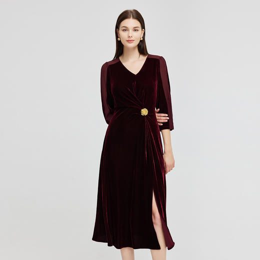 NG861斯尔丽23秋季新款时尚V领金丝绒拼接收身腰间收褶装饰扣连衣裙 商品图0