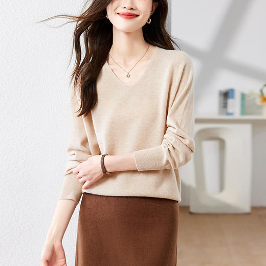 蝙蝠衫V领针织打底衫，秋冬新款宽松高羊毛软糯糯薄毛衣CC-AB708 商品图2