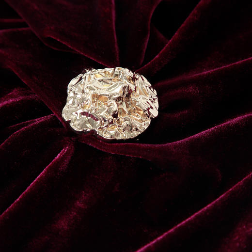 NG861斯尔丽23秋季新款时尚V领金丝绒拼接收身腰间收褶装饰扣连衣裙 商品图5