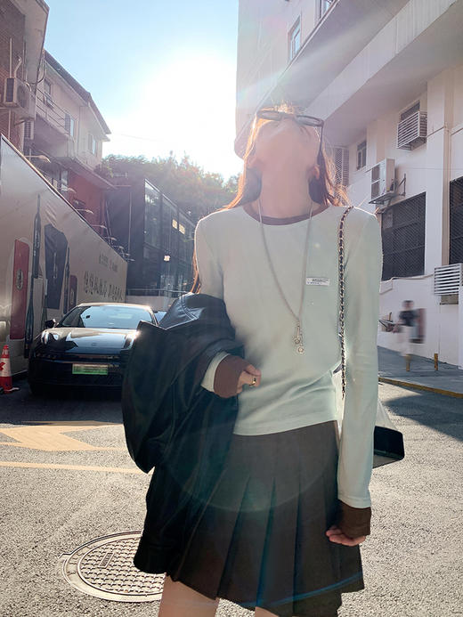 <曾小咸推荐>【秋日手账】3色撞色边打底衫 商品图1