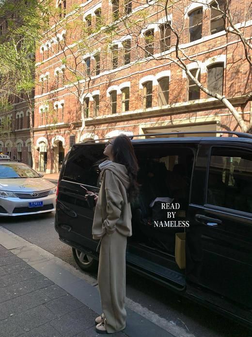 Read Nameless /咖绿色R标运动套装（长裤版长裙版）+厚条纹针织背心 商品图10