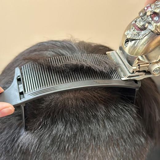 爆款同款白色定位梳 快剪店发廊专用定位梳零基础剪发定位梳弯梳 商品图1