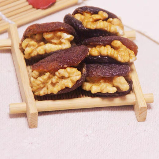 九鑫杏脯夹核桃仁320g 商品图4