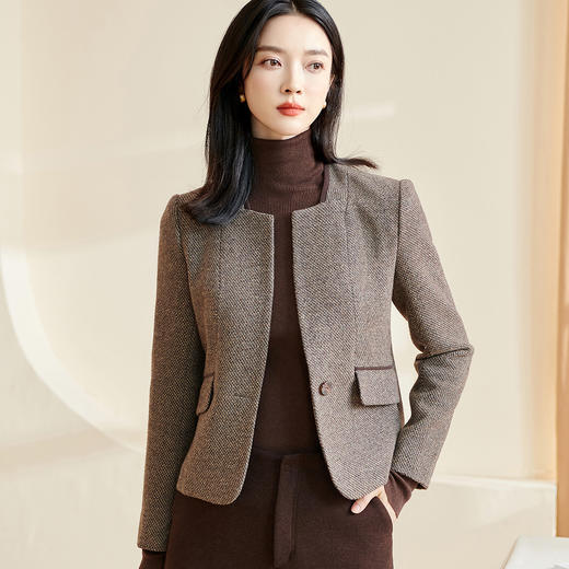 米思阳2025秋冬季新款复古通勤方领短外套一粒扣40%羊毛外套女3034 商品图1