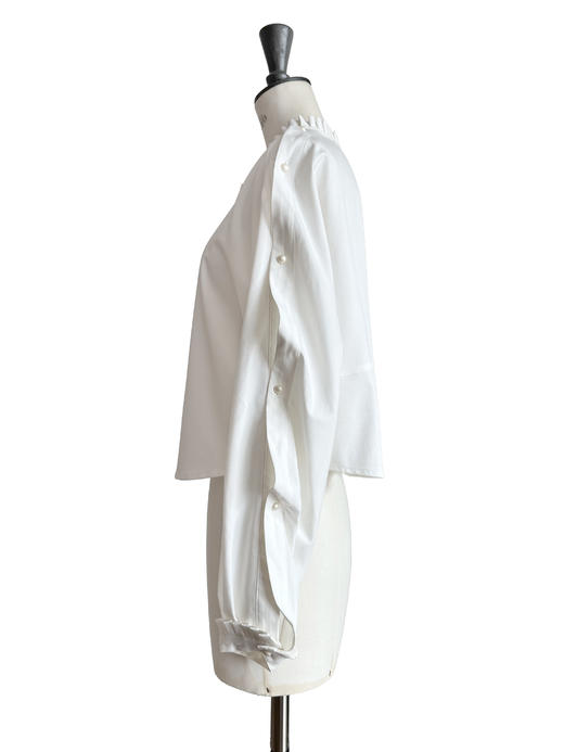 TYNVIE 纽扣装饰廓形长袖上衣-白色 商品图6