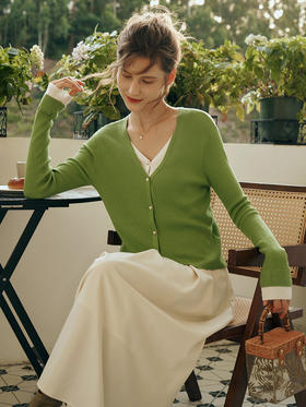 OLrain欧芮儿绿色针织开衫初秋2023年新款显瘦假两件双层v领外套