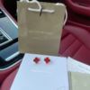 B053梵K雅宝/vca四叶草中号经典红贝母耳钉 商品缩略图1