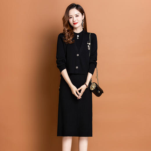 秋冬厚款，中长款针织修身显瘦连衣裙两件套CC-DZX-9830 商品图5
